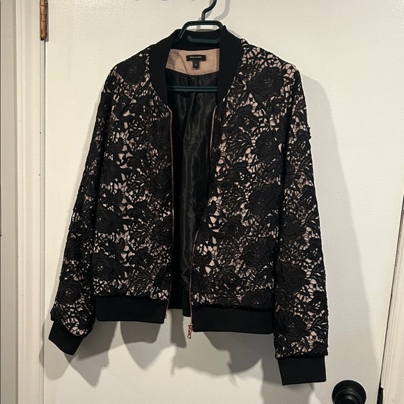 Stella & Dot Jackets & Blazers - Stella & Dot Black Lace Bomber Jacket with Blush Underlay